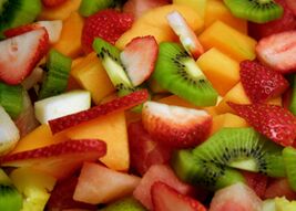 Cukriniu diabetu su cukrumi vaisiai turėtų apimti kasdienę dietą